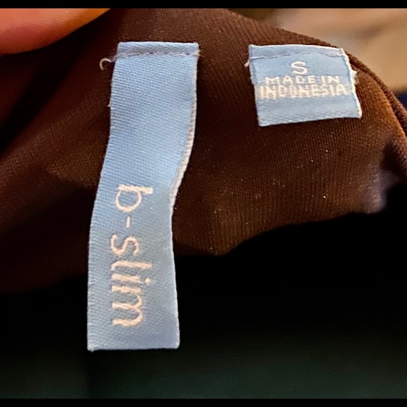 Brown dress - Picture 4 of 8